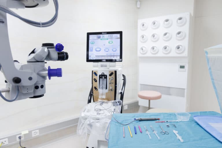 Moderne augenärztliche Diagnosegeräte in der Sehklinik